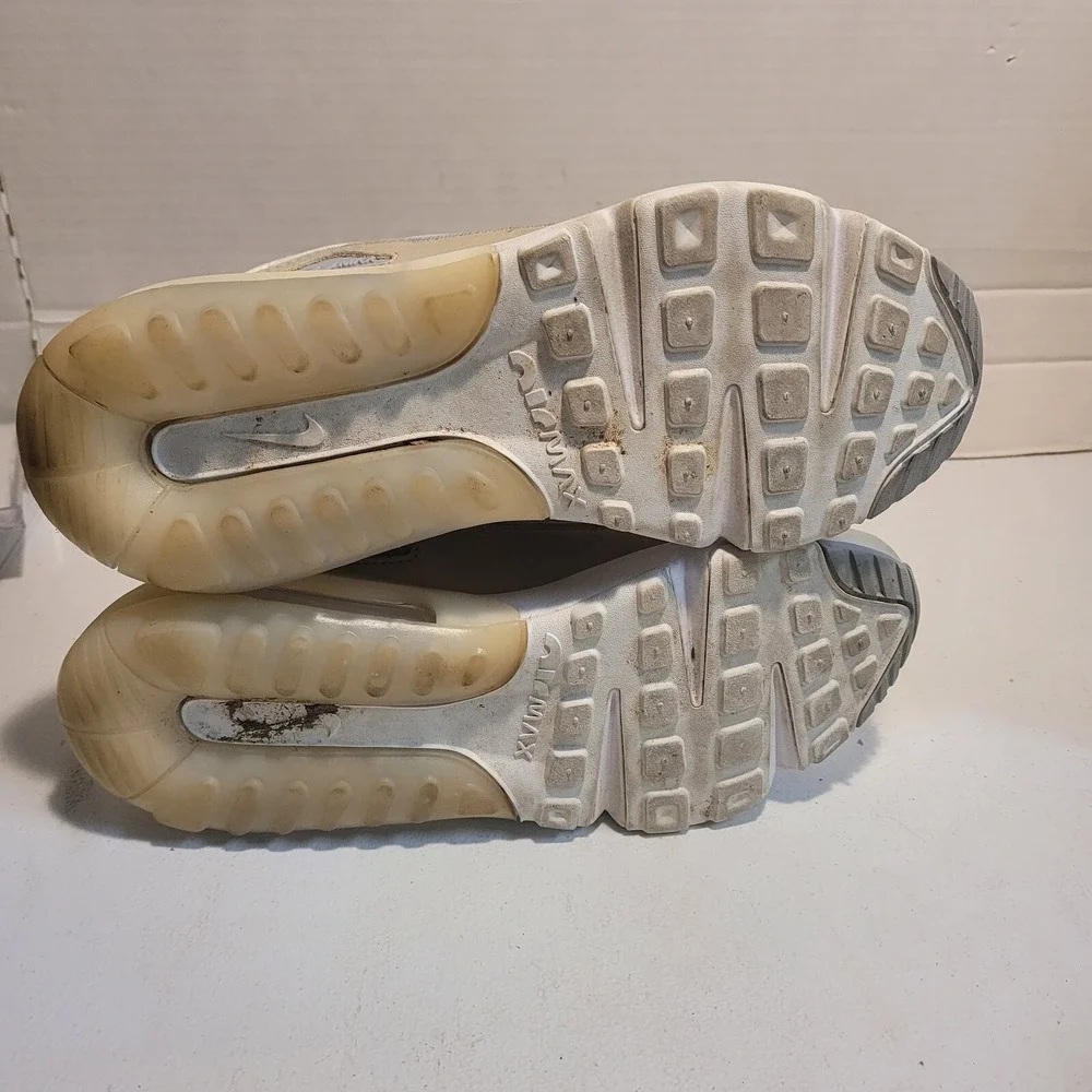 Nike Air Max 2090 Women's Shoes Size 7 (DA8702-100) White Tan